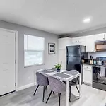 Cozy Apartment On Shaded Street!