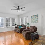 Adorable Vacation Rental Near River