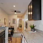Hip Container Apt - 5 Min Walk To Tiaa Bank