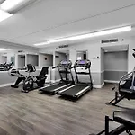 Ramada By Wyndham Jacksonville I-95 By Butler Blvd