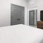 Landing At The Note - Studio In Northside