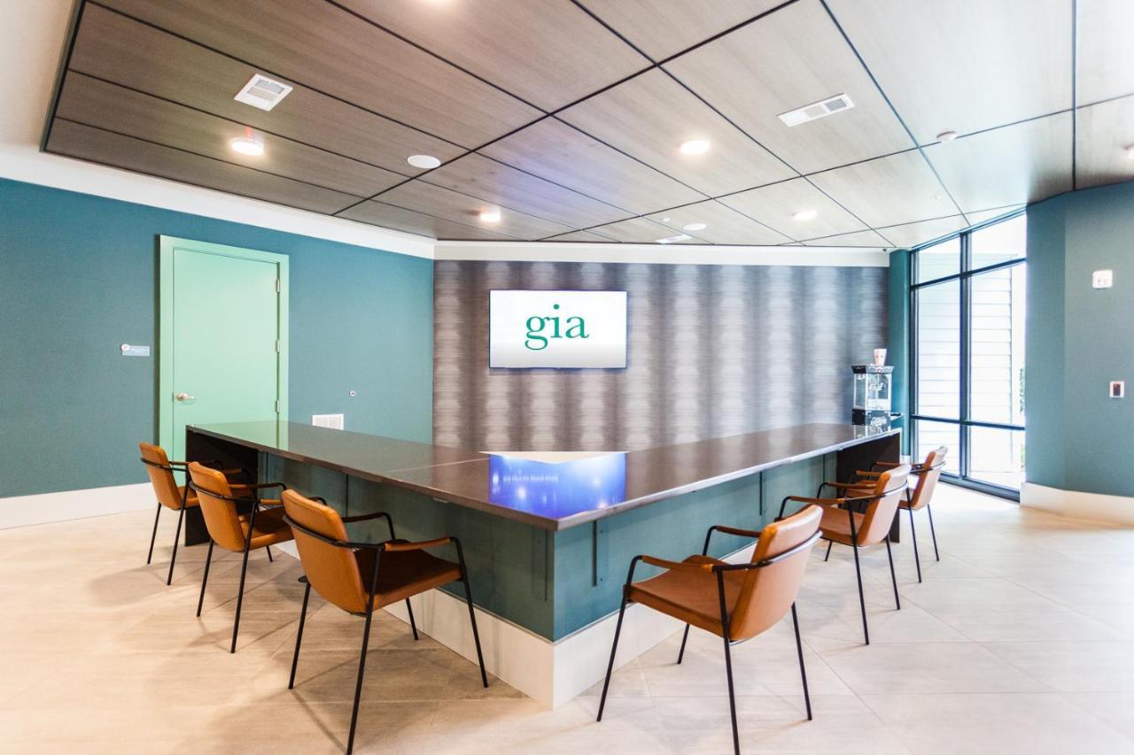 Gia Modern 2 Bedroom At The Exchange *