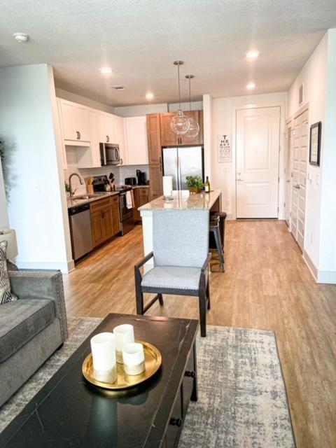 Apartamento Upscale Full Kitchen Balcony Rooftop Pool Jacksonville