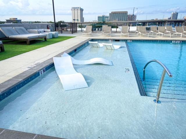Apartamento Upscale Full Kitchen Balcony Rooftop Pool Jacksonville