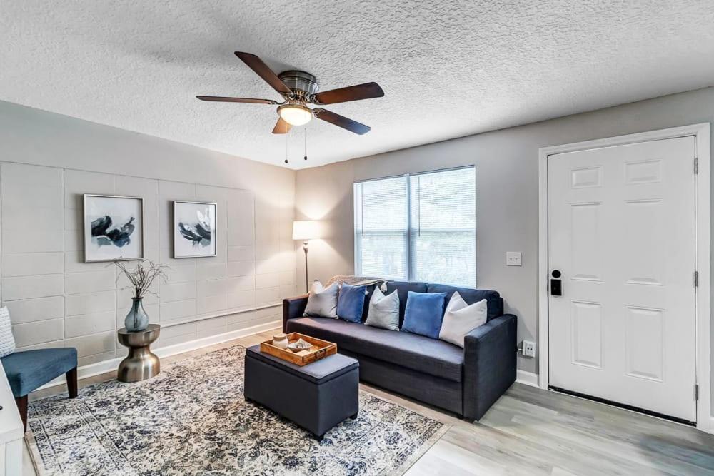 Cozy On Shaded Street! Apartment Jacksonville