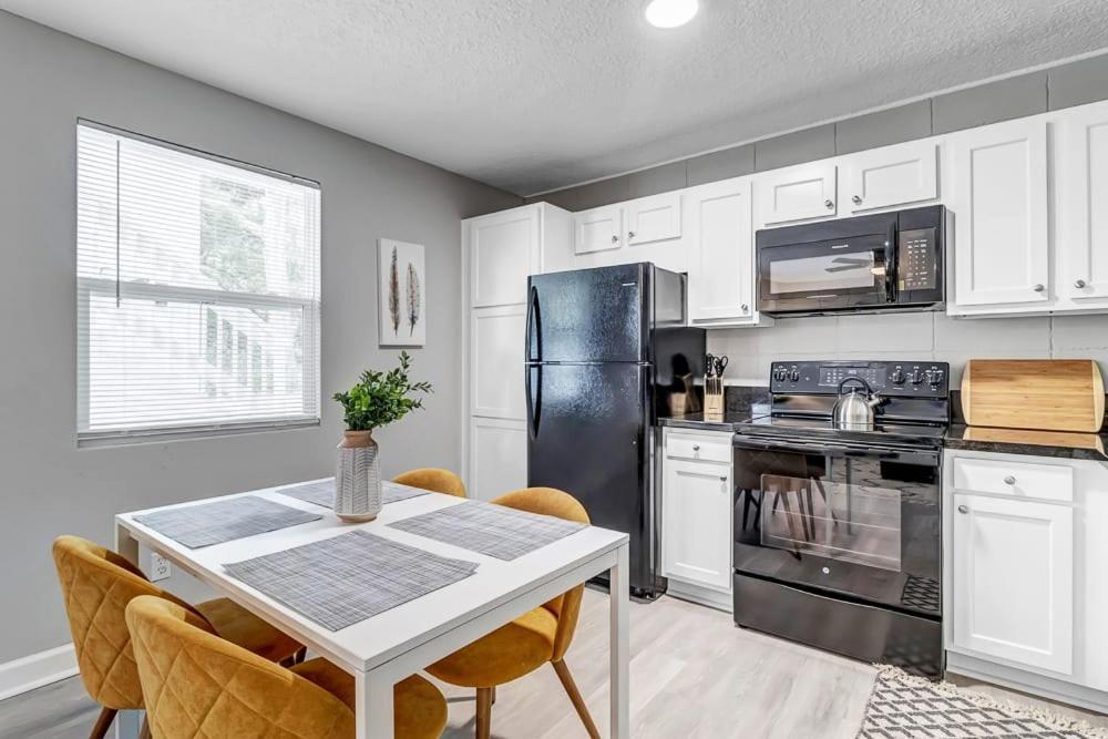 Apartment Cozy On Shaded Street! Jacksonville