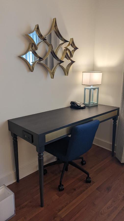 Hotel Indigo Jacksonville-deerwood Park By Ihg 3*