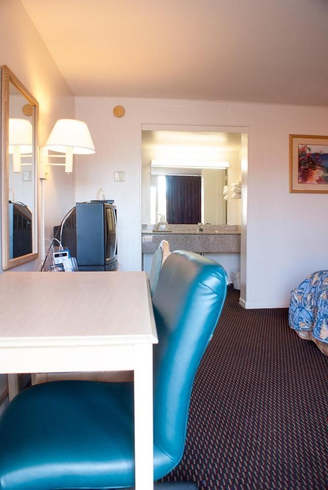 Motel Scottish Downtown 2*