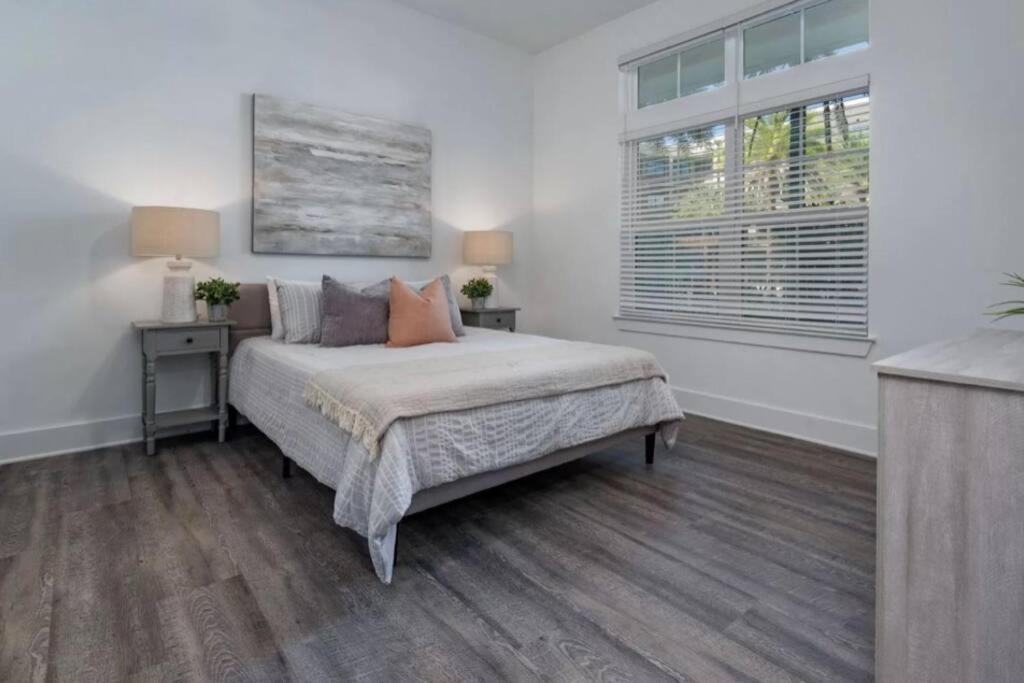 Apartamento Just Built Upscale