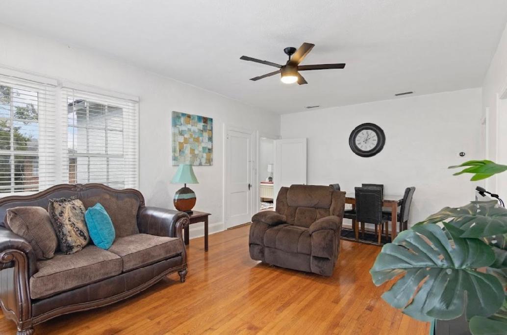 Adorable Vacation Near River Jacksonville
