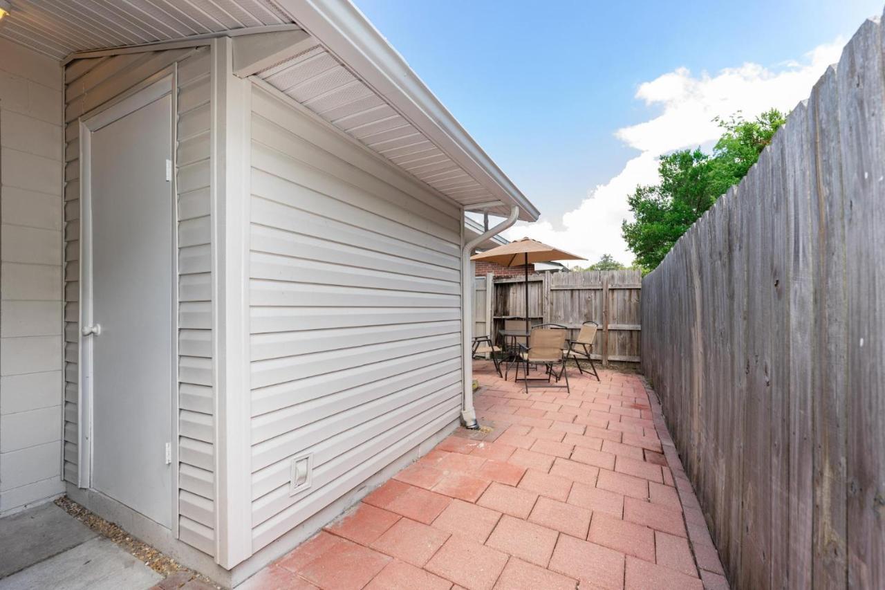 Holiday home Adorable 2bed1bath Unit Sleeps 4 Close To Town Center Downtown Mayo Clinic Jacksonville