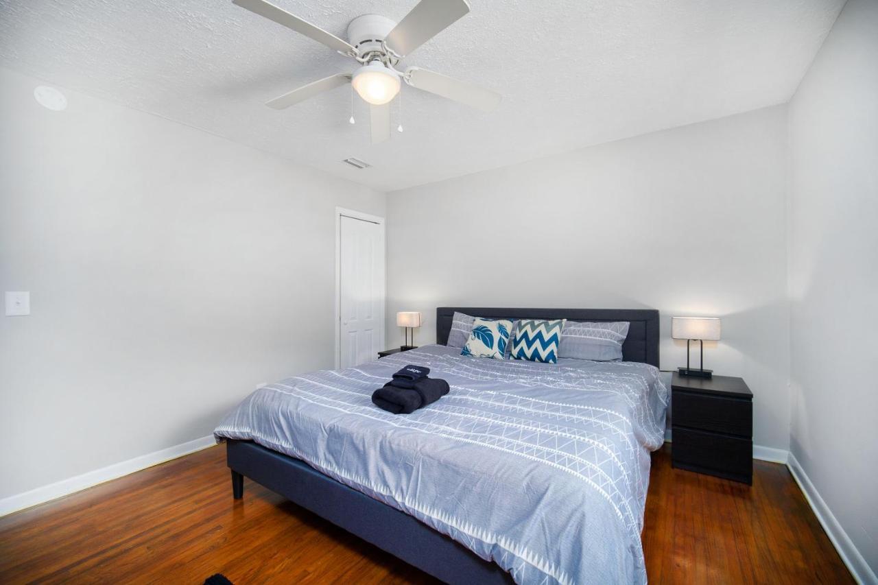 Casa de férias King Bedroom 2bed1bath Sleeps 5 Close To Town Center Downtown Mayo Clinic