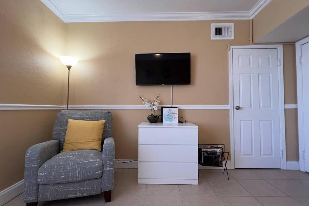 Cozy Downtown One Bedroom * Jacksonville