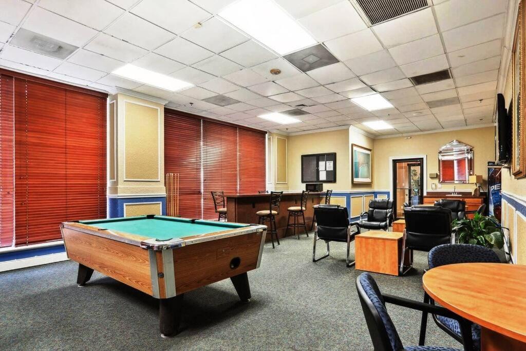 Apartment Cozy Downtown One Bedroom *