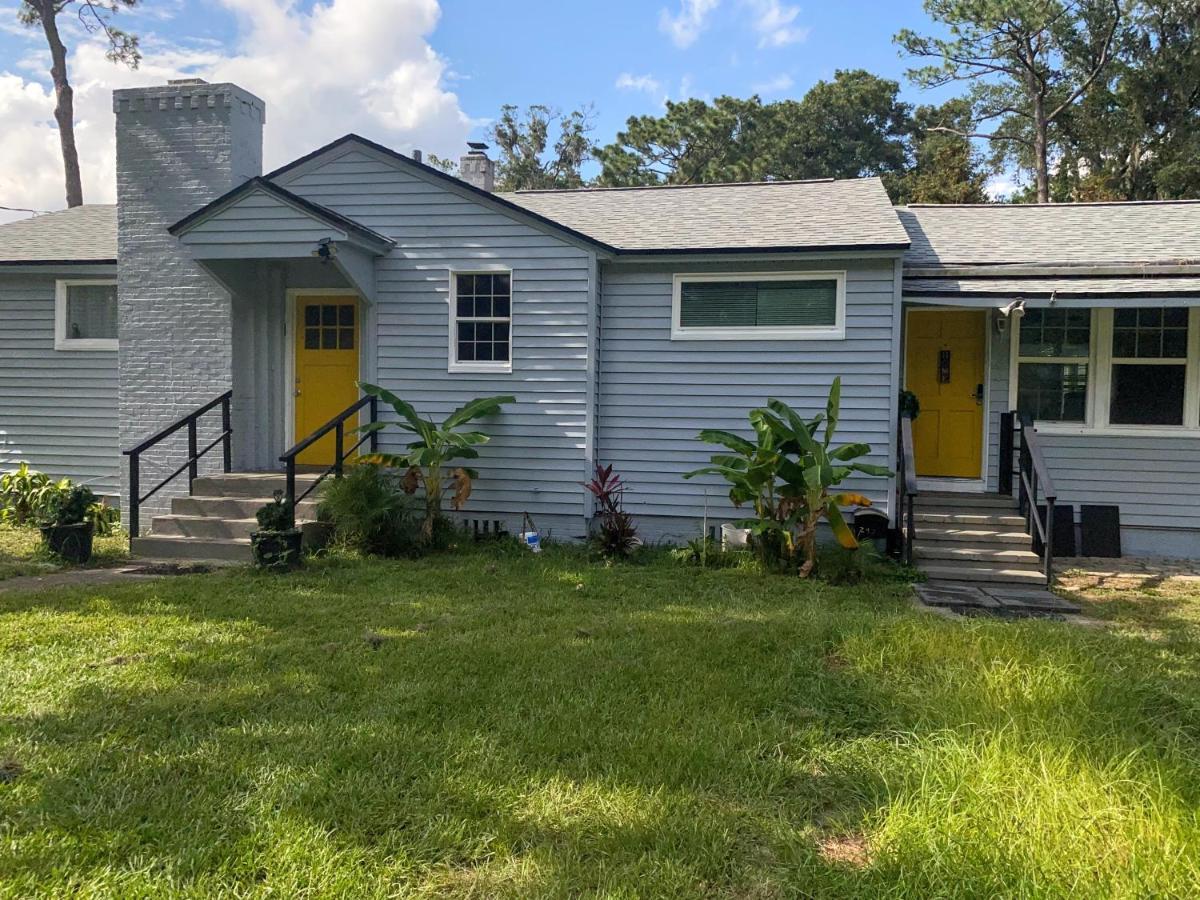 Cozy Home, King Bed, 3 Bedrooms,close To Downtown Beaches Towncenter *