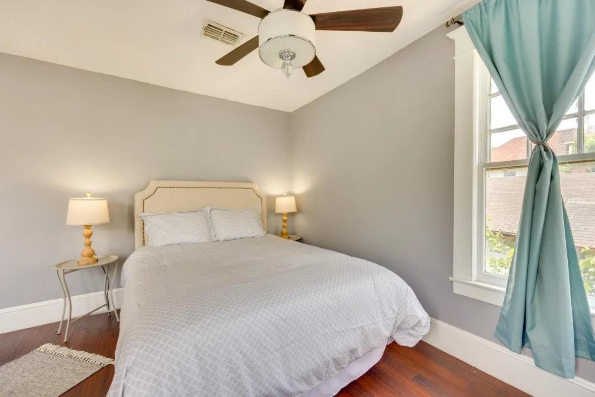 Villa Pet Friendly In Historic Springfield Near Tiaa