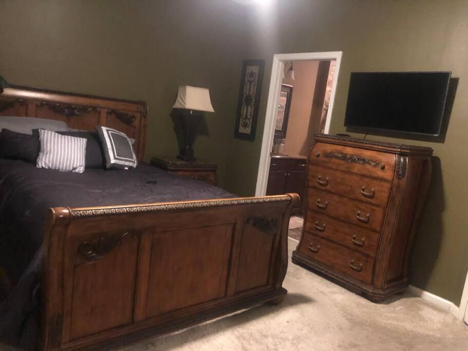 Townhome Baptist South St Johnstowncenter Holiday home *