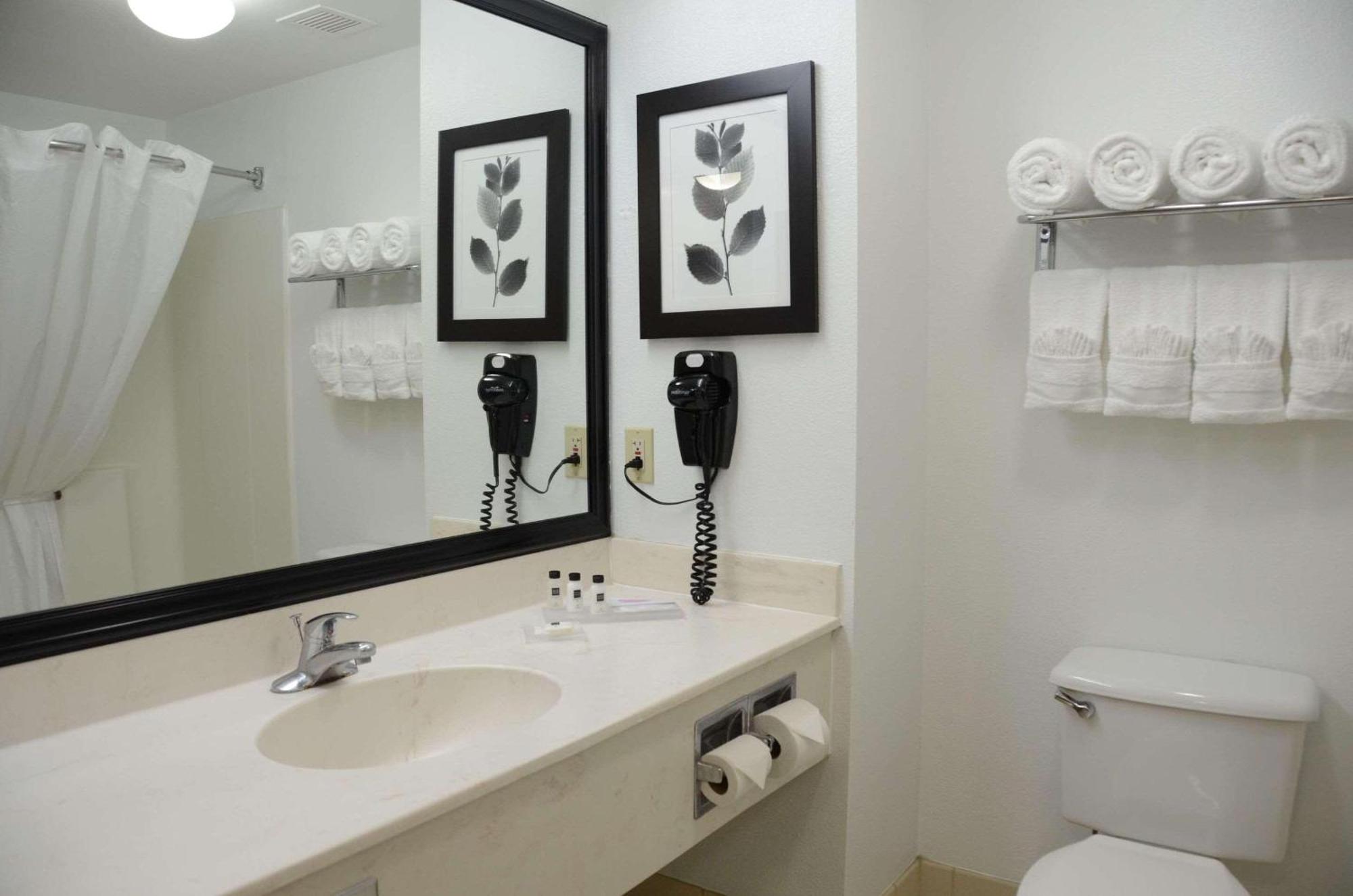Hotel Country & By Radisson, Jacksonville, Fl