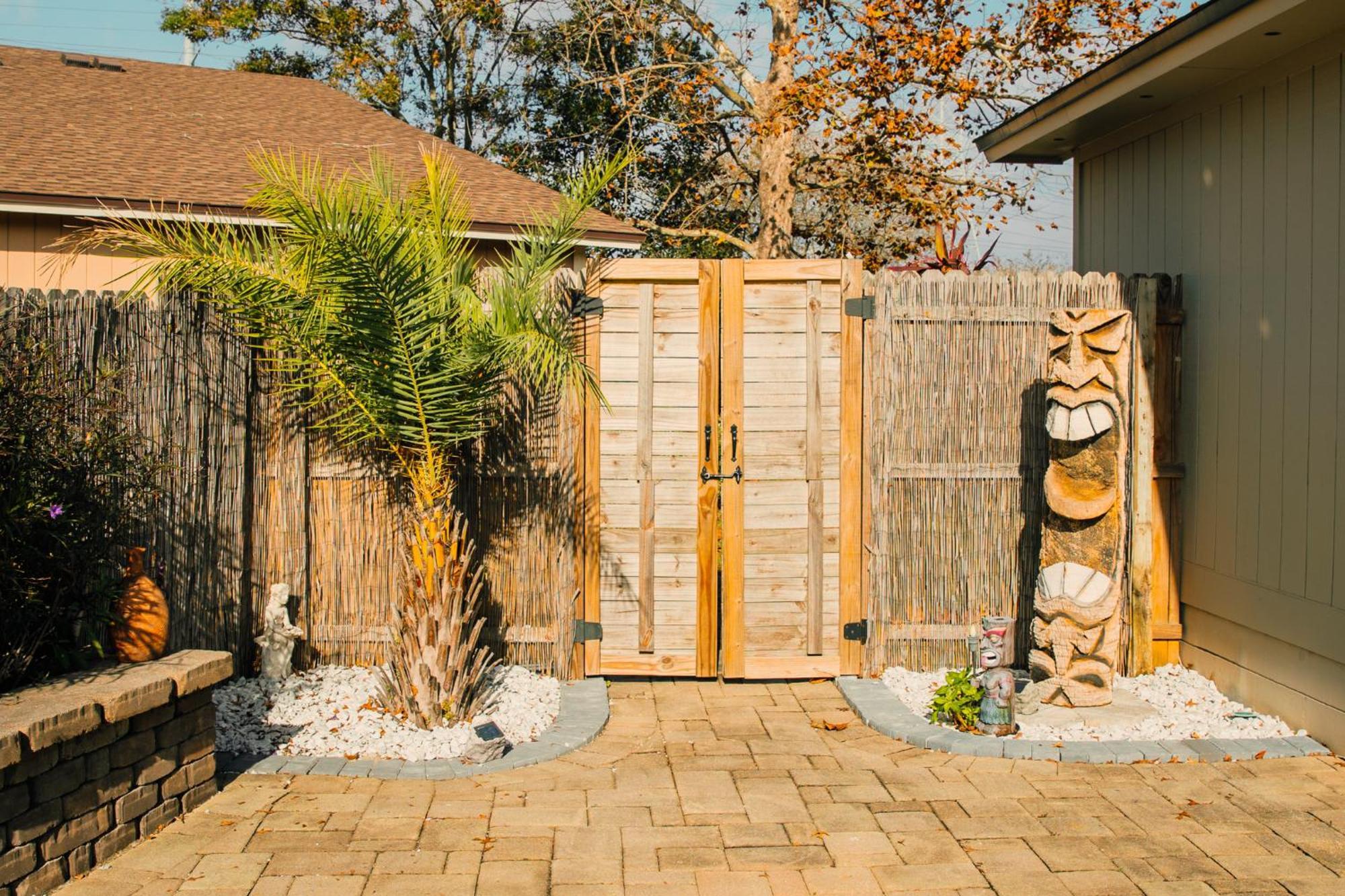 Sun & Fun 3br Beach With Pool & Tiki Bar Holiday home