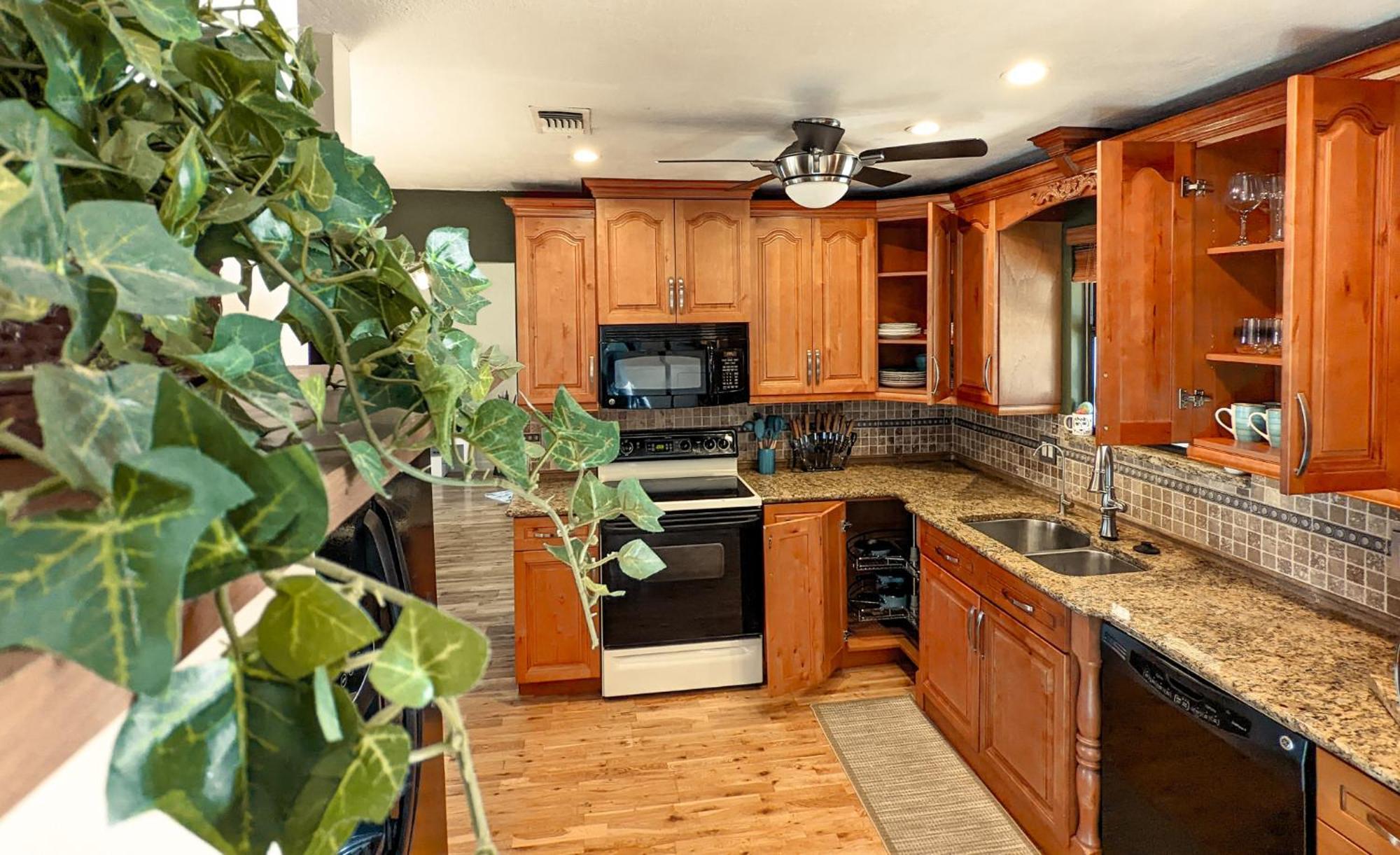 Sun & Fun 3br Beach With Pool & Tiki Bar Holiday home *