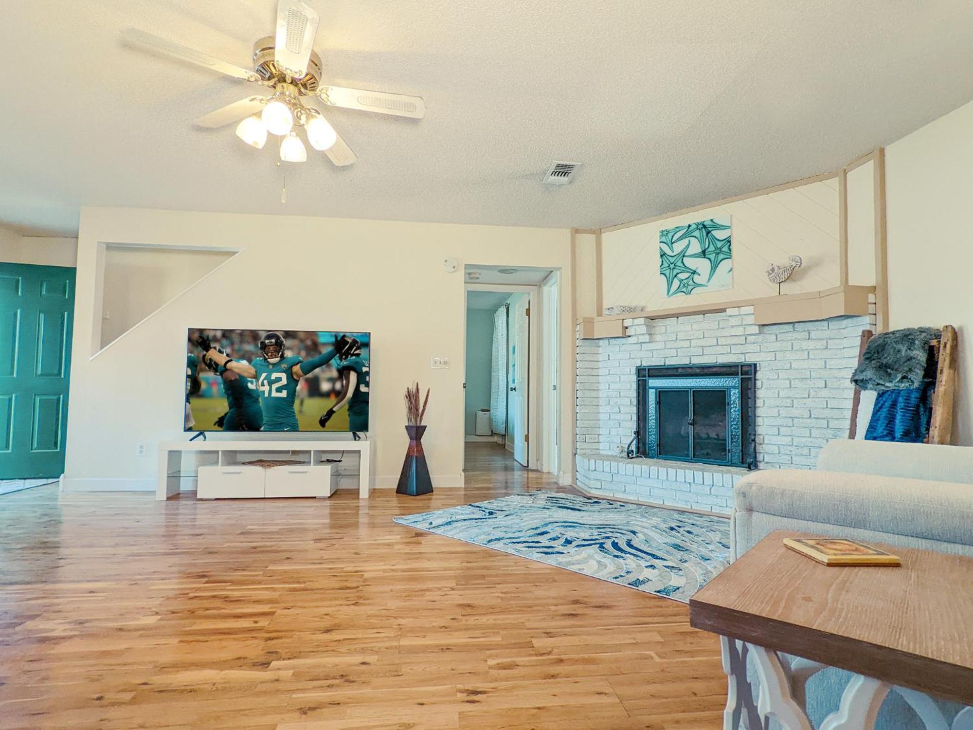 Sun & Fun 3br Beach With Pool & Tiki Bar Holiday home