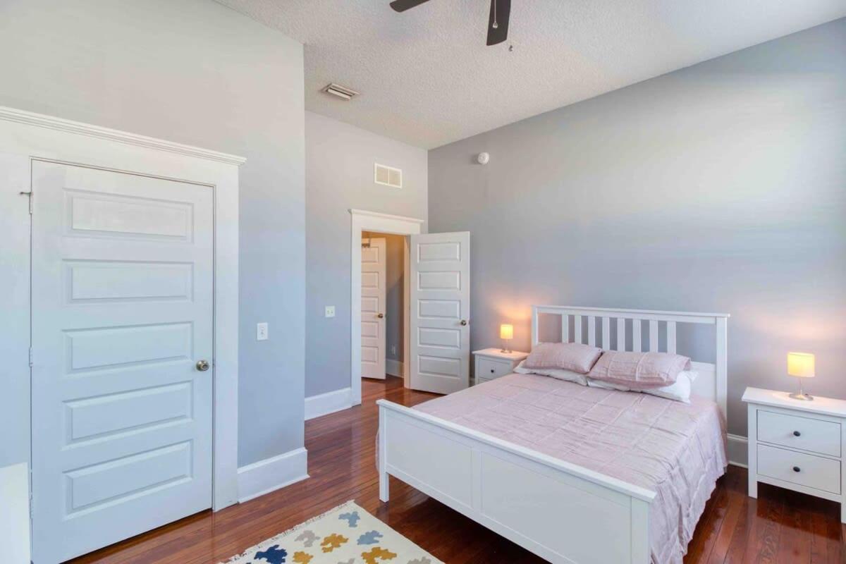 Sunny & Bright - Cute 1 Bedroom In Historic Spr Apartment
