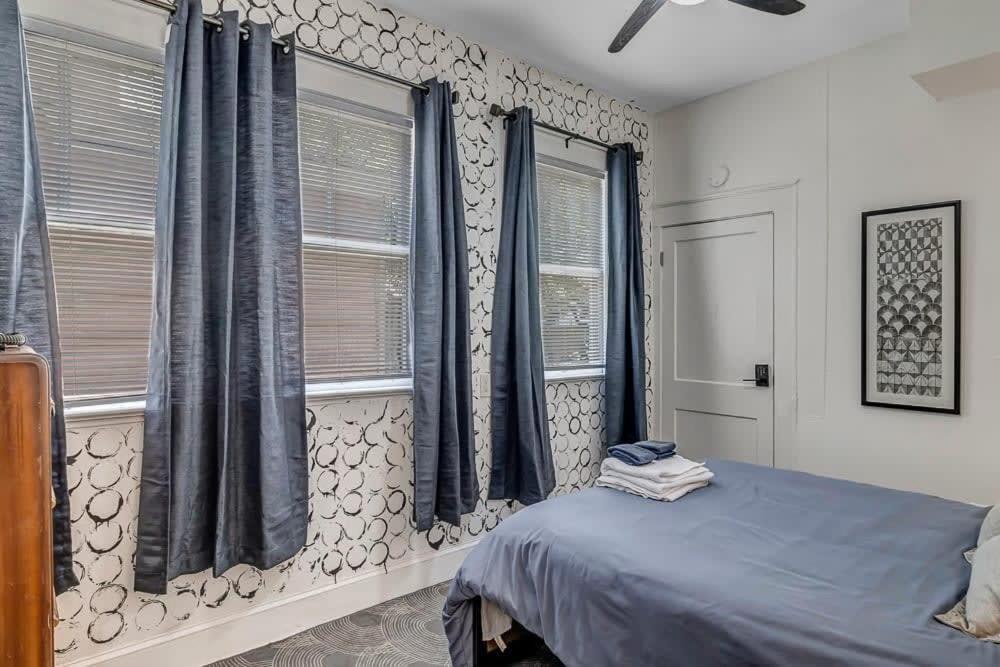 Contemporary - 5 Min To Tiaa Bank Field! Apartamento