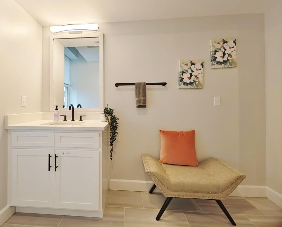 Apartamento Fun Cozy Apts - 1 25 Mile Walk To Tiaa Bnk Fld Jacksonville