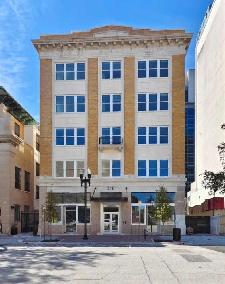 Fun Cozy Apts - 1 25 Mile Walk To Tiaa Bnk Fld Apartamento *