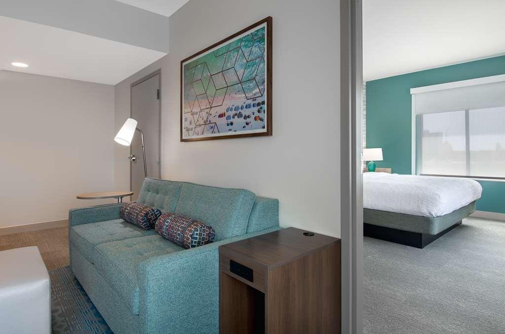 Home2 By Hilton Downtown Hotel Jacksonville