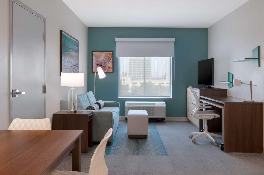 Home2 By Hilton Downtown *