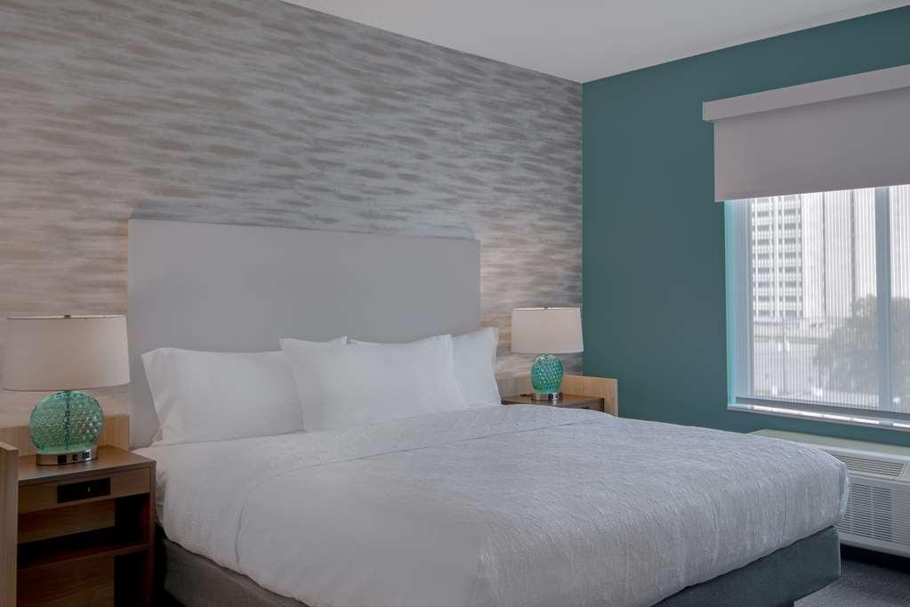 Home2 By Hilton Downtown Hotel Jacksonville
