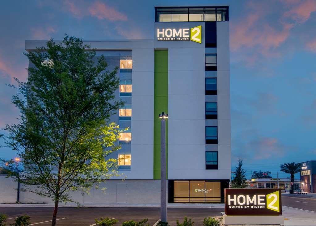 Home2 By Hilton Downtown * Jacksonville