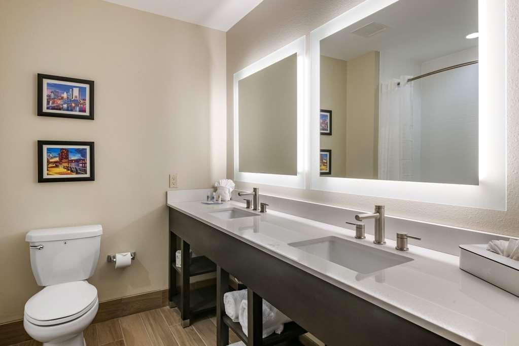 Comfort & - Orange Park Near Naval Air Station