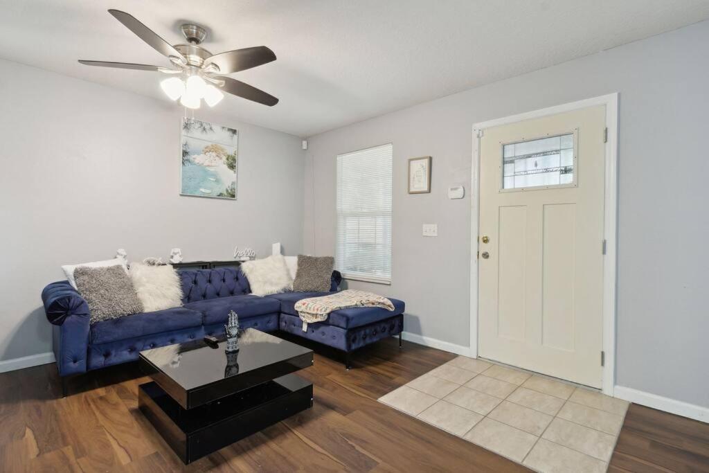 Spacious Family With Backyard Oasis Near Downtown Jacksonville