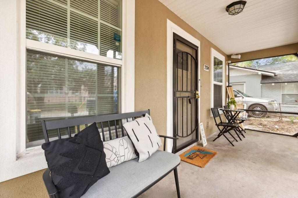 Spacious Family With Backyard Oasis Near Downtown Jacksonville