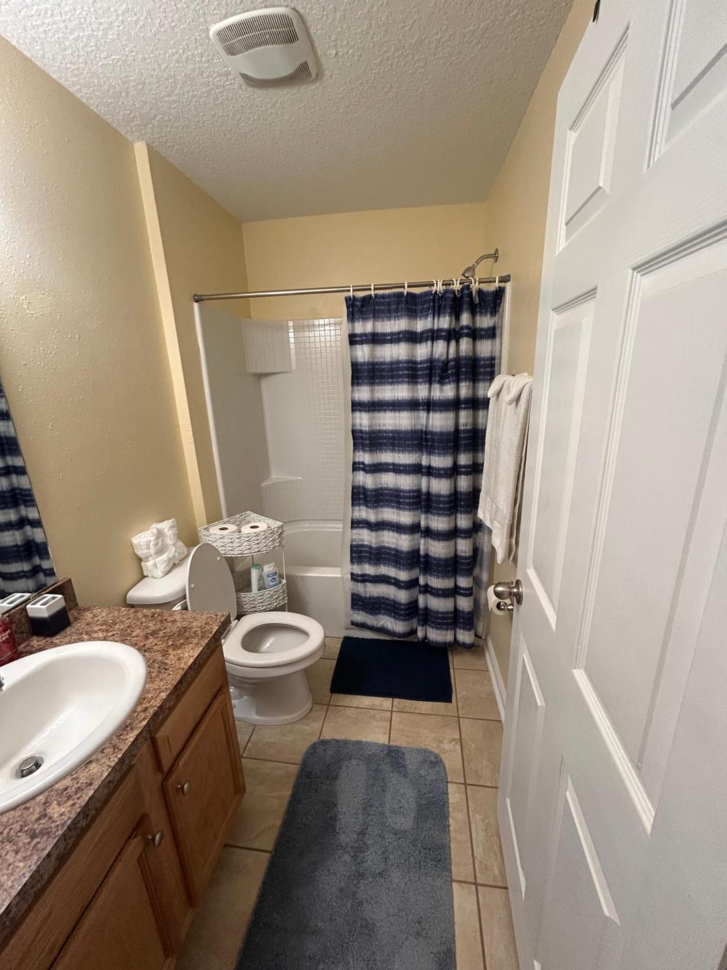 Spacious Family With Backyard Oasis Near Downtown Holiday home Jacksonville