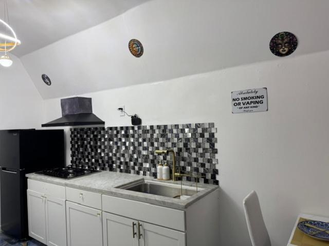 Casa de hóspedes Little Italy - Welcome To Venice Tiny House