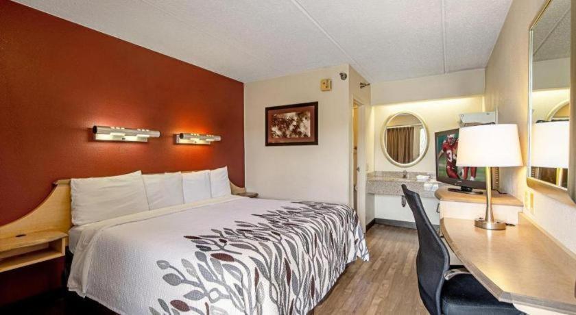 Hotel Red Roof - Orange Park 2*