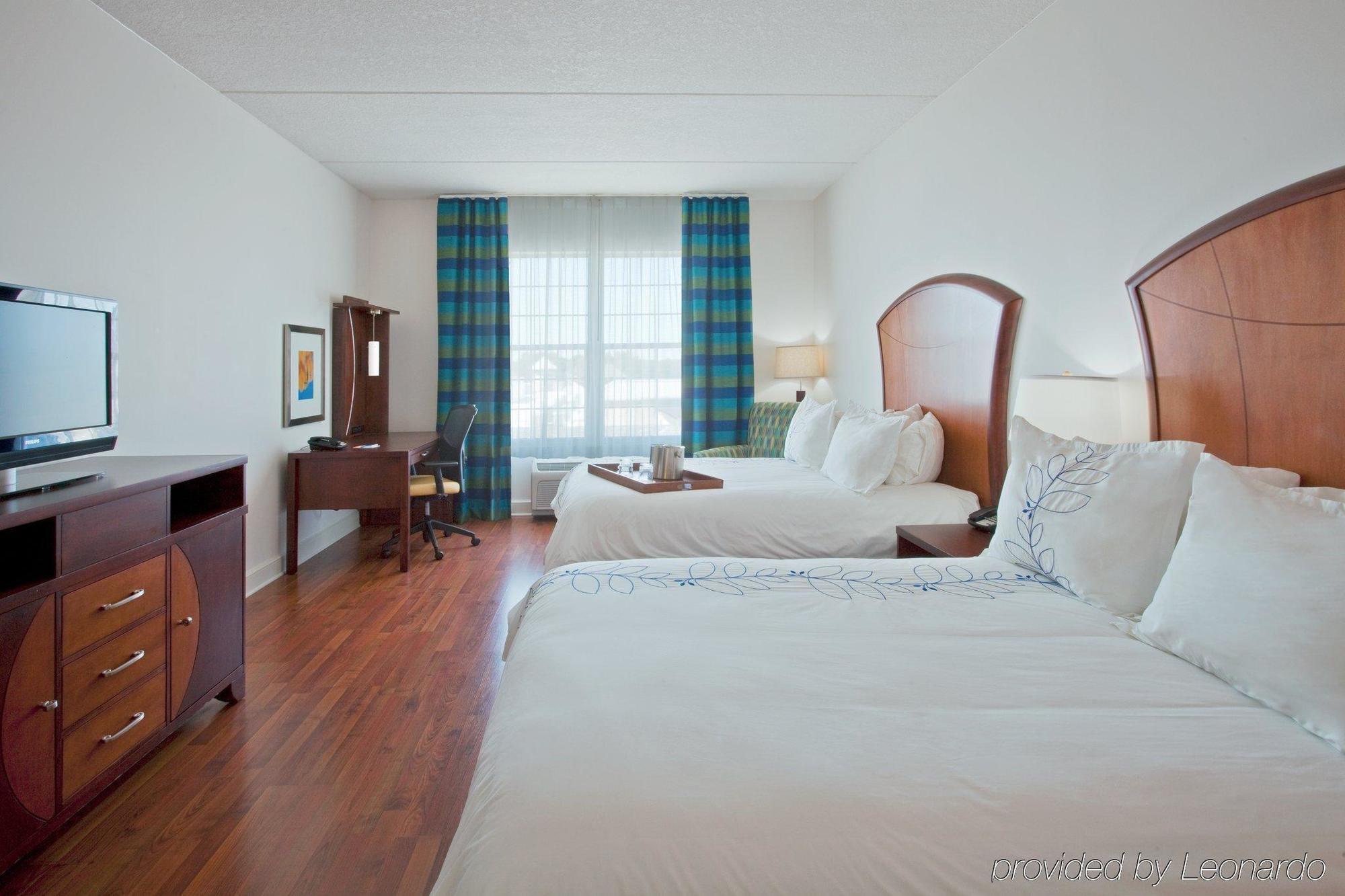 Indigo Jacksonville-deerwood Park By Ihg Hotel 3*
