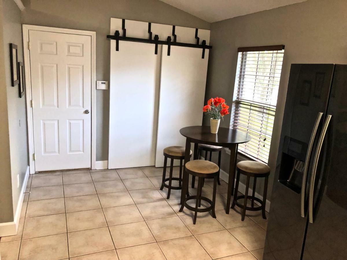 Beach House With A Heated Private Pool Casa de férias Jacksonville