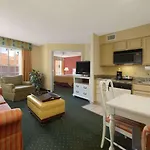 Hawthorn Suites By Wyndham Jacksonville