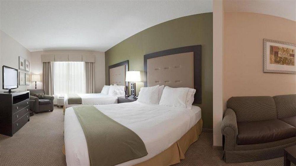 Holiday Inn Express Hotel & Suites Jacksonville - Mayport / Beach 2*