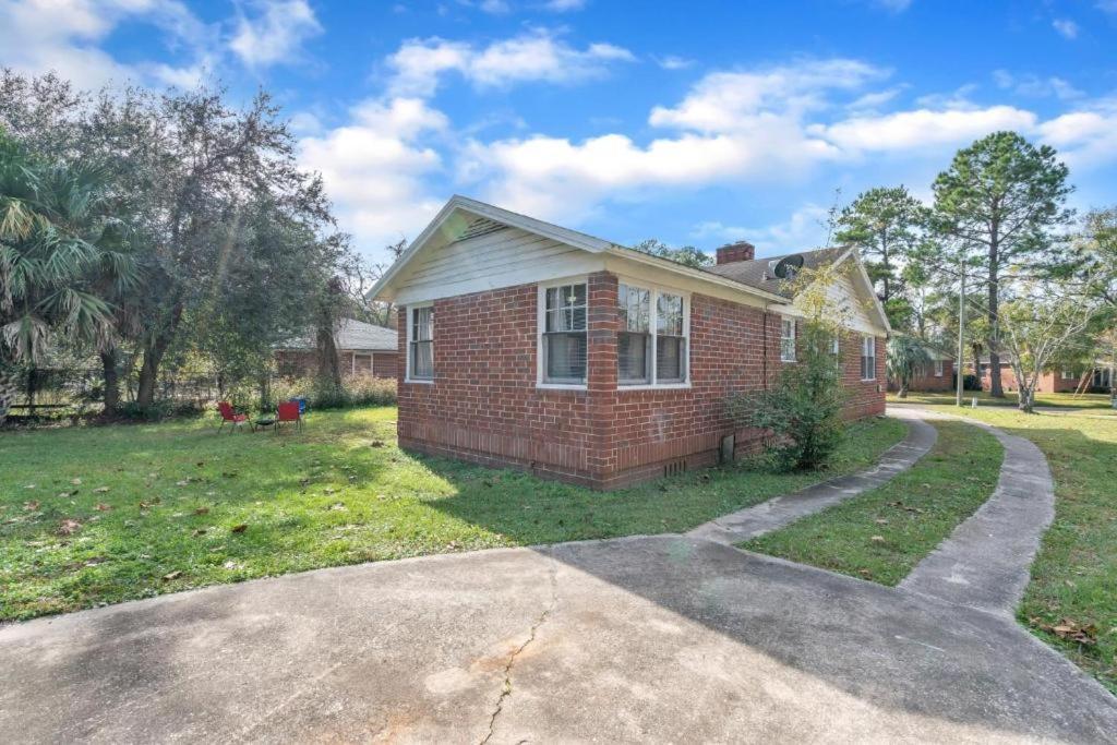 Comfy Pet Friendly In Mins To Downtown's * Jacksonville