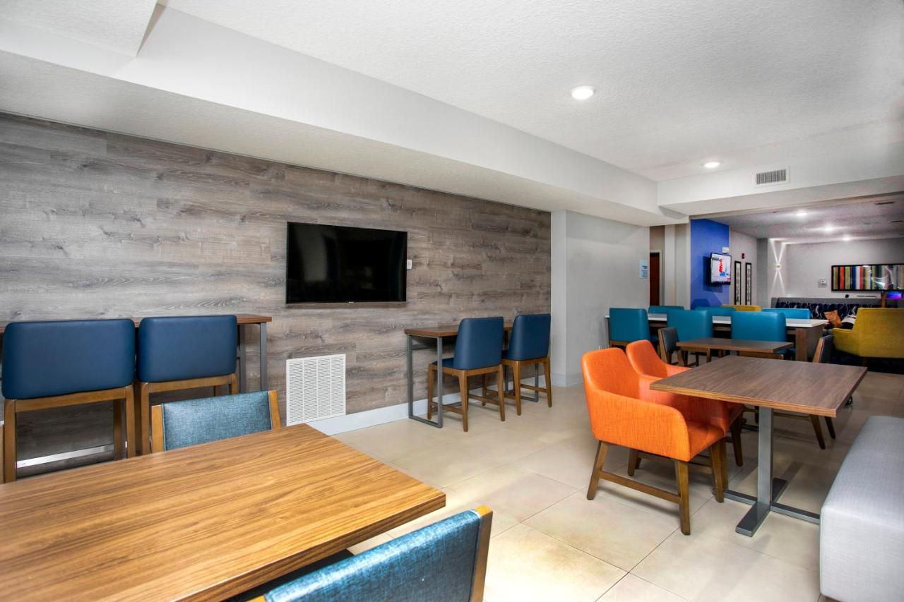 Holiday Inn Express Hotel & Suites Jacksonville - Mayport / Beach Hotel Jacksonville