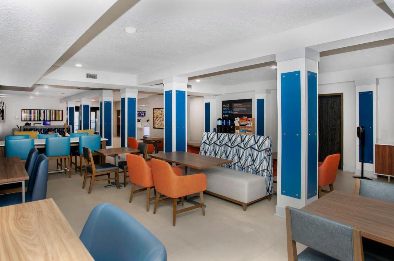 Holiday Inn Express Hotel & Suites Jacksonville - Mayport / Beach