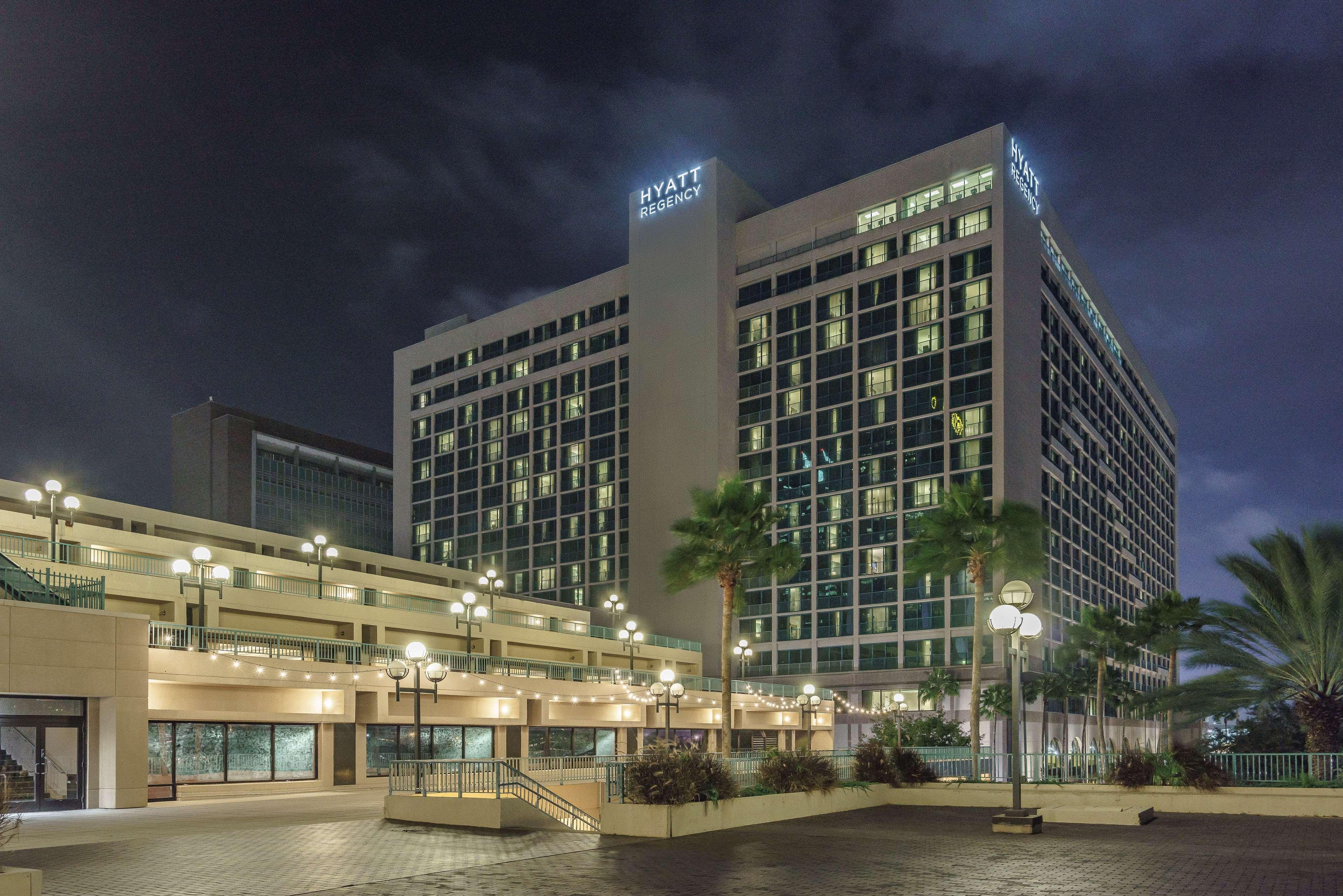 Hotel Hyatt Regency Riverfront 3*