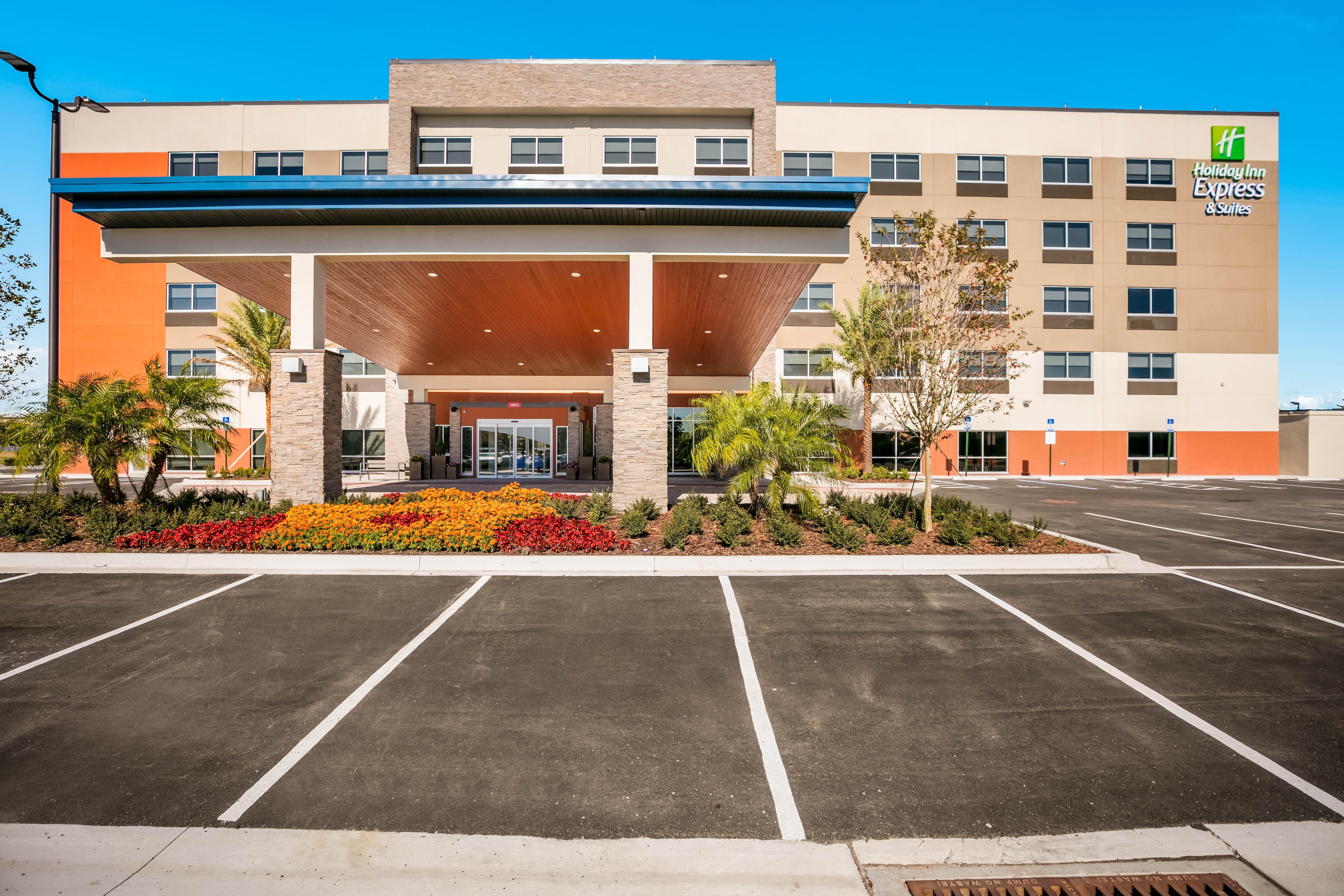 Hotel Express & - Town Center By Ihg 3*
