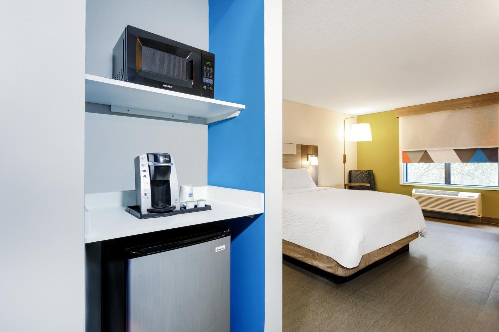 Holiday Inn Express Hotel & Suites Jacksonville - Mayport / Beach