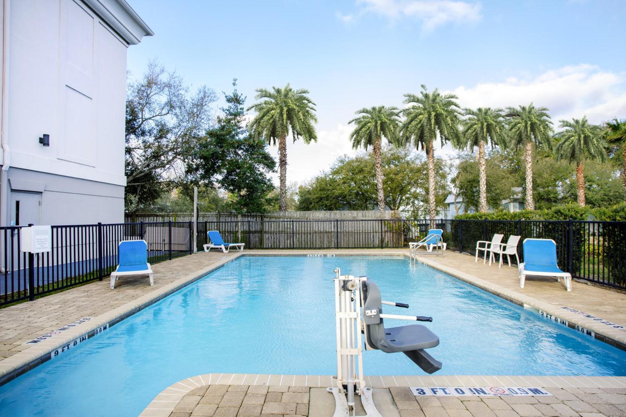 Hotel Holiday Inn Express Hotel & Suites Jacksonville - Mayport / Beach